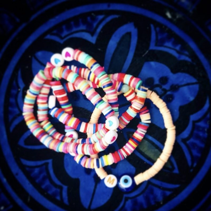 Bracelet Enfant Heishi 4 Charm’s